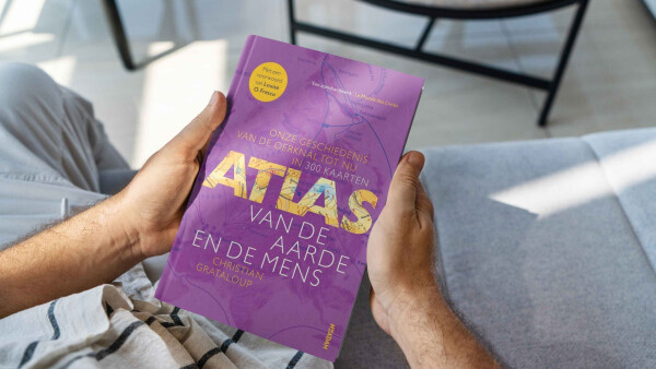 Atlas van de Aarde beschrijft geschiedenis aarde én mens - Geo